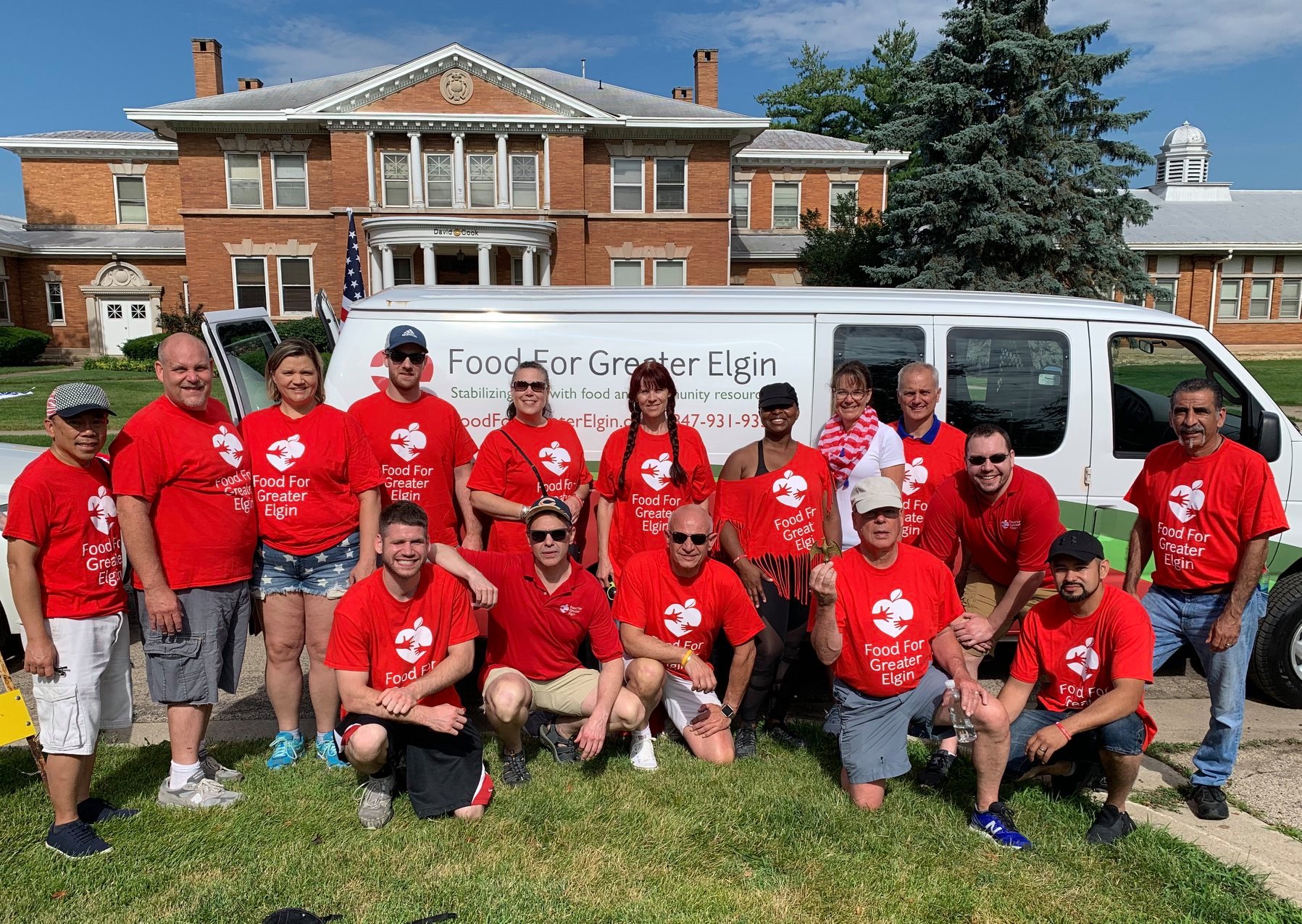 Group Photo of Volunteers